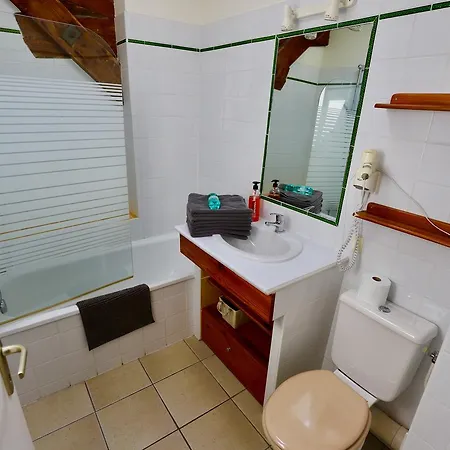 Maison De Margot - Avec Piscine Hébergement de vacances